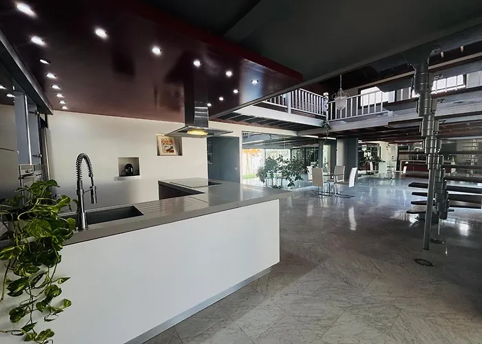 فيلة Casa Callao Icor