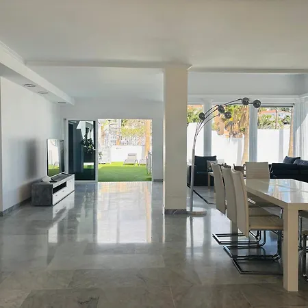 Casa Callao Villa *